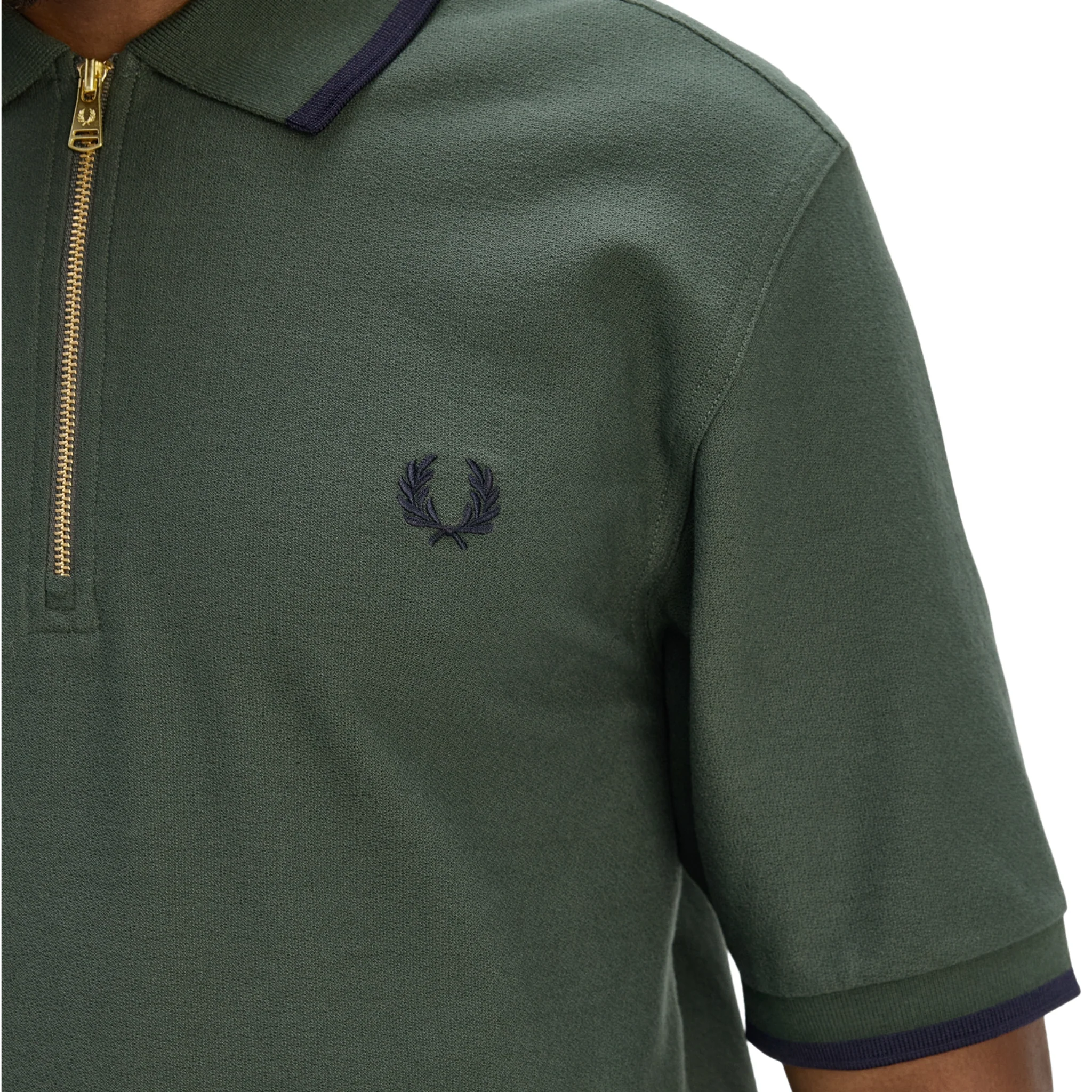 Mens Fred Perry Court Green Crepe Pique Zip Neck S/s Polo - Image 3