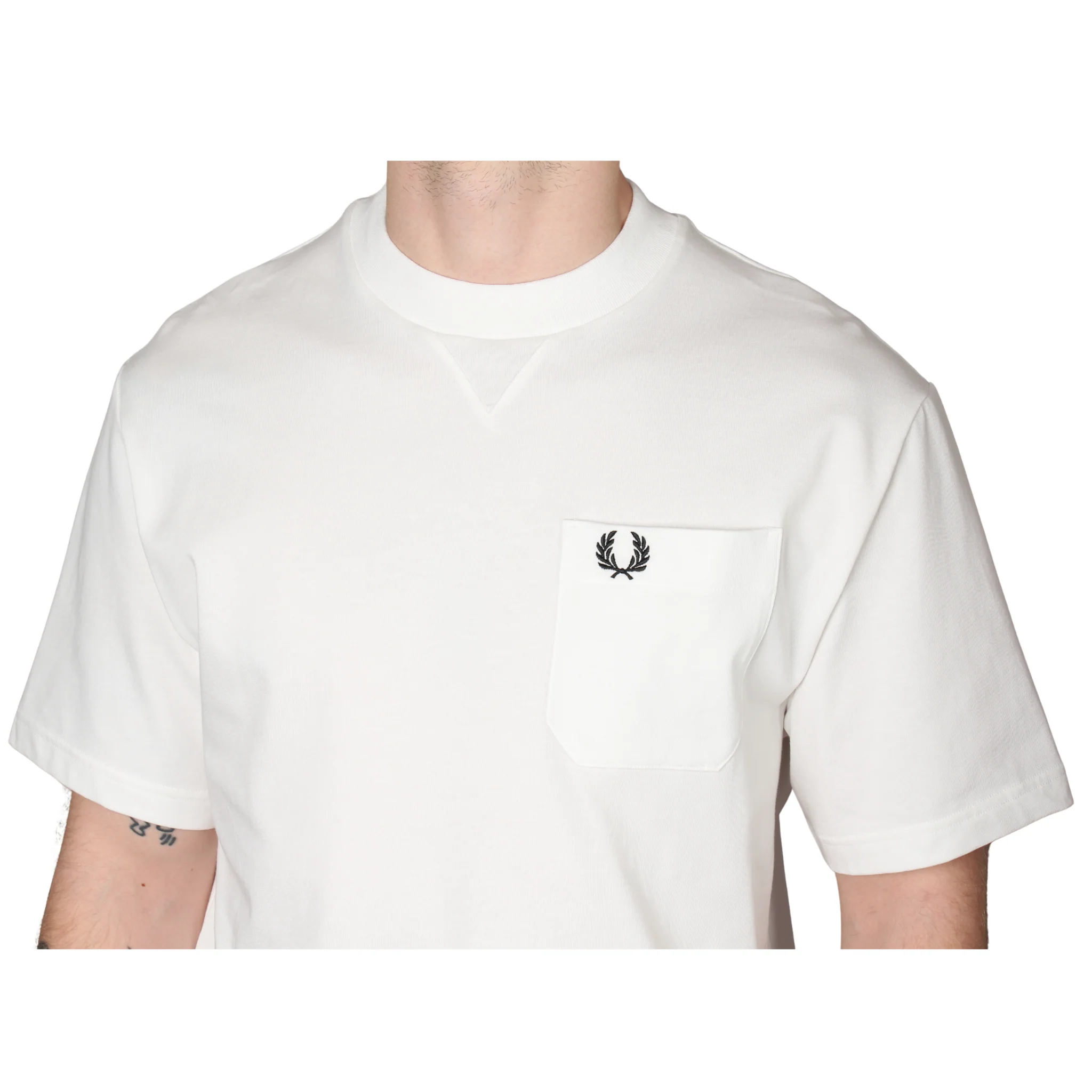 Mens Fred Perry Snow White Pocket Detail S/s T Shirt - Image 3