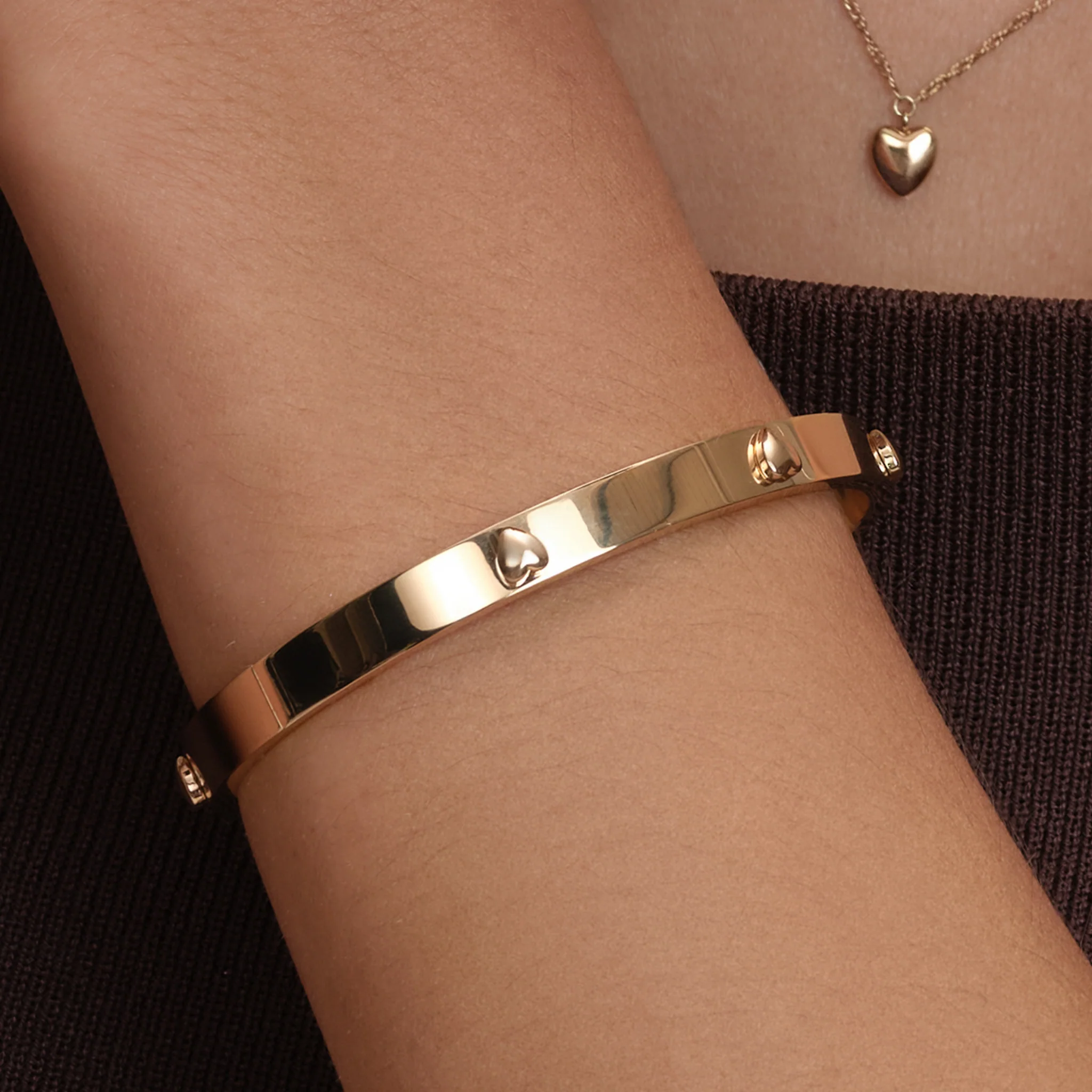 Womens Olivia Burton Gold Mini Hearts Bangle - Image 4